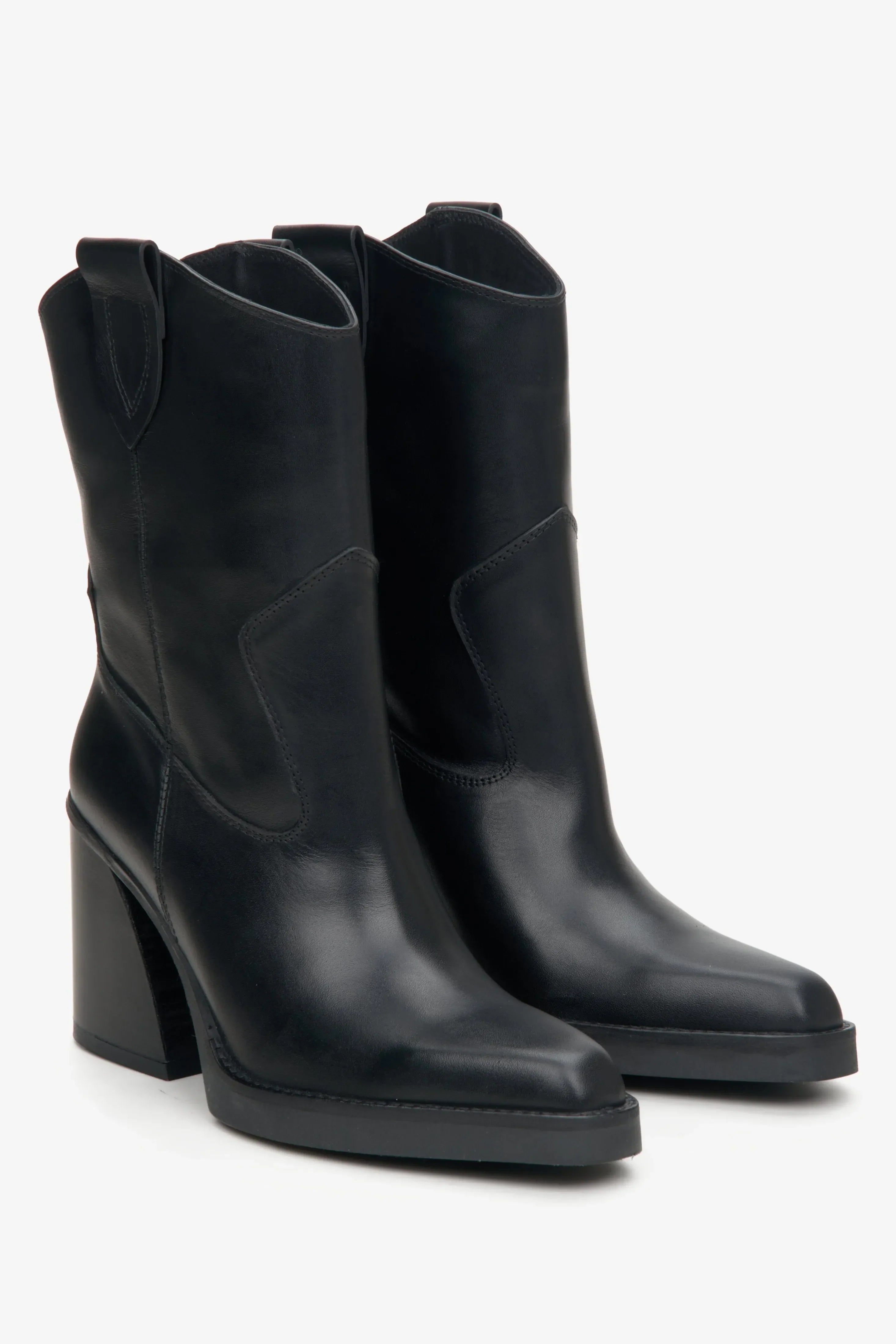 Low Black Cowboy Boots  - Stylish Black